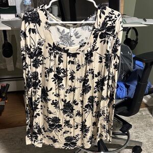 Floral Print Women's Top - Black and Cream